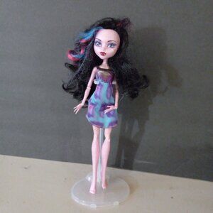 monster hig doll
